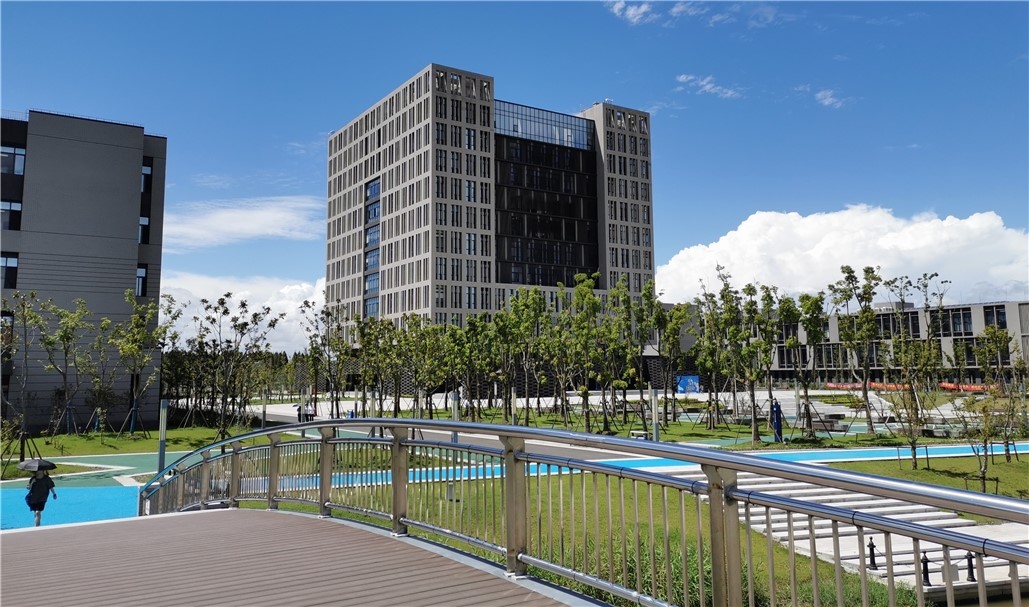 �½�(�й���)���޹�˾����