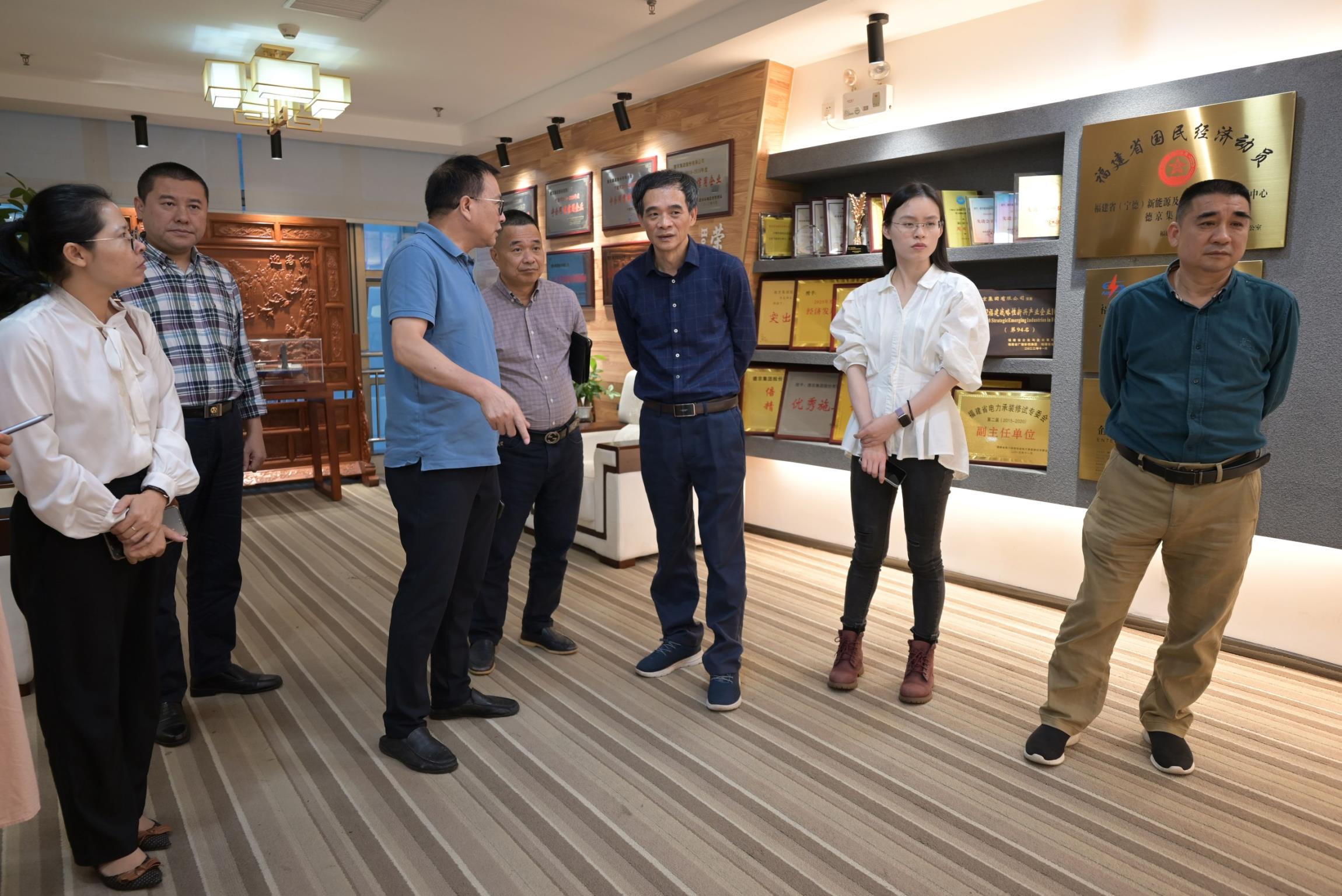 �½�(�й���)���޹�˾����